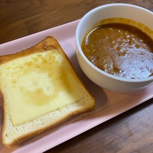 おはようモーニングセット（カレー&トースト）7